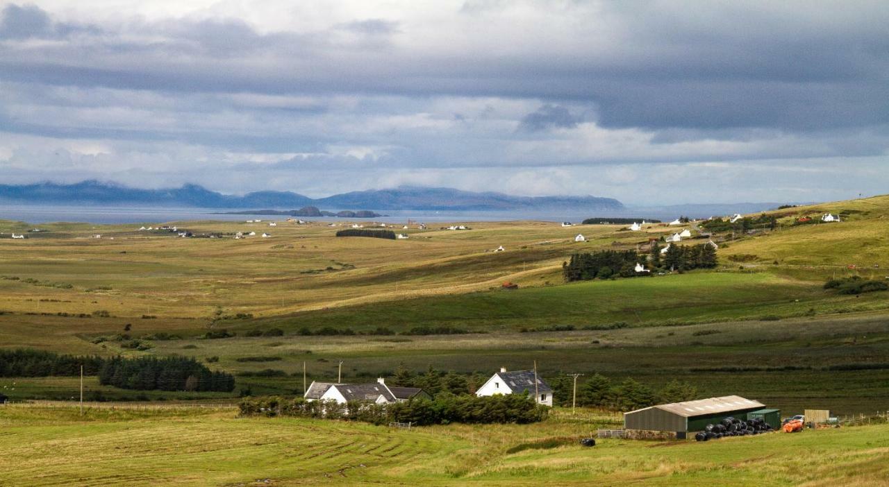 Buaile Nan Carn Villa Kilmuir  Bagian luar foto